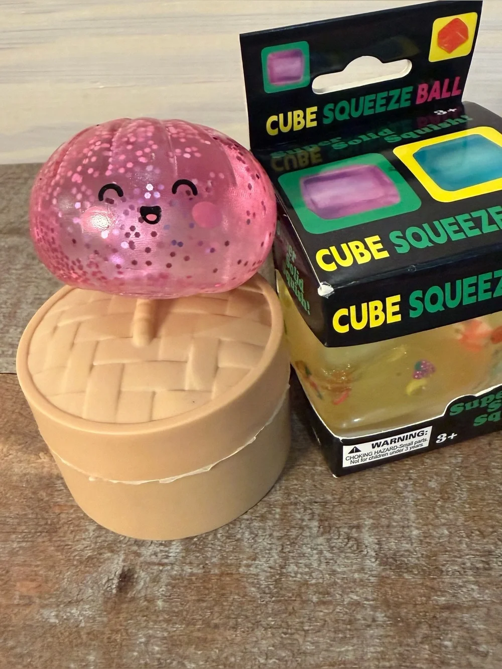 Mini squishy dumpling glitter & Fruit Cube Squeeze